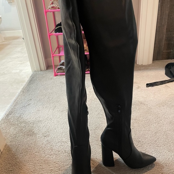 Thigh High Pretty Little Thing Black Boots Size 7 - Picture 2 of 2